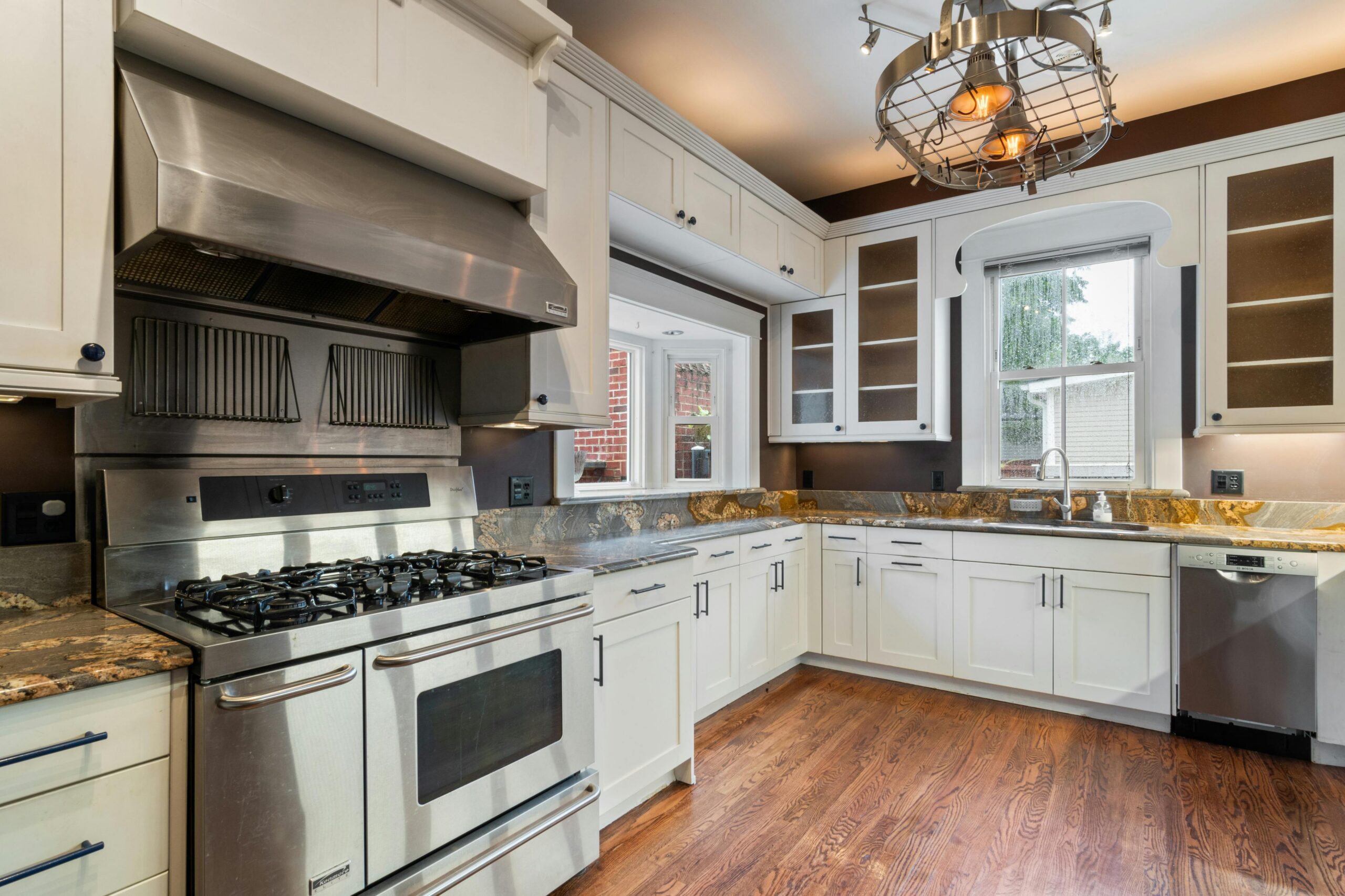 Kitchen remodel: Home remodeling contractor