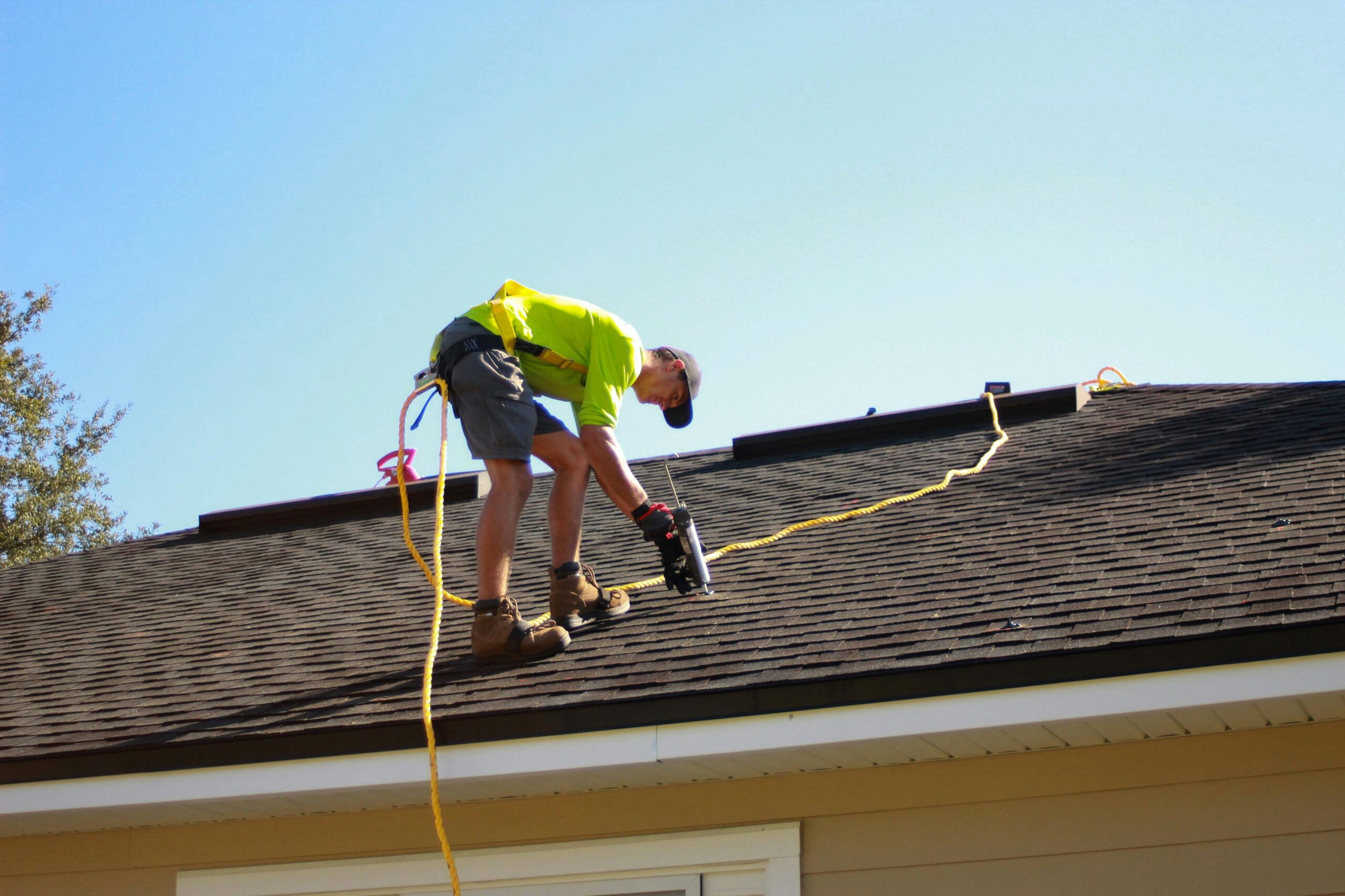 Roofing: Home remodeling contractor